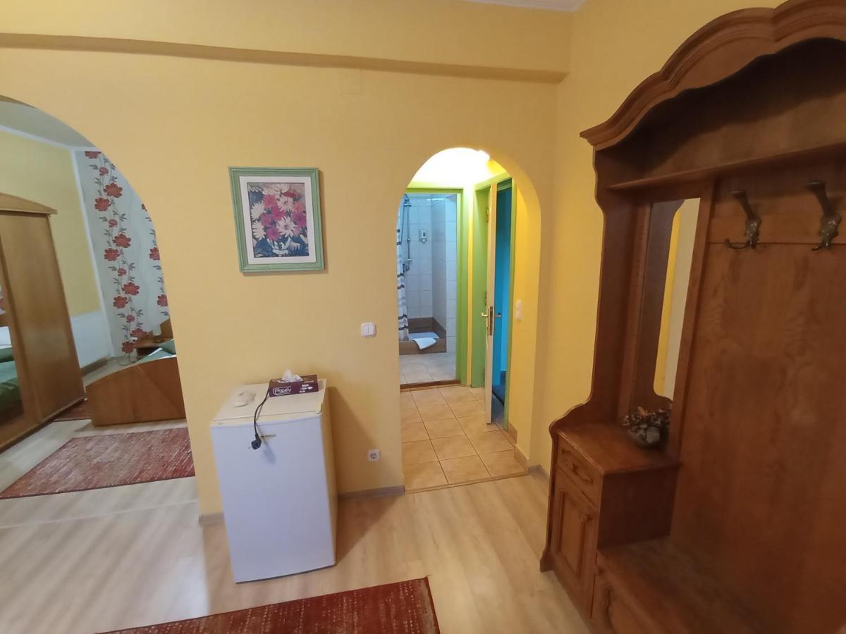 Pensiunea Cristina Târgu-Mureş Buitenkant foto